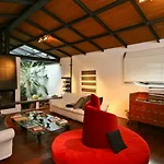Rental In Rome Riari Garden Luxury