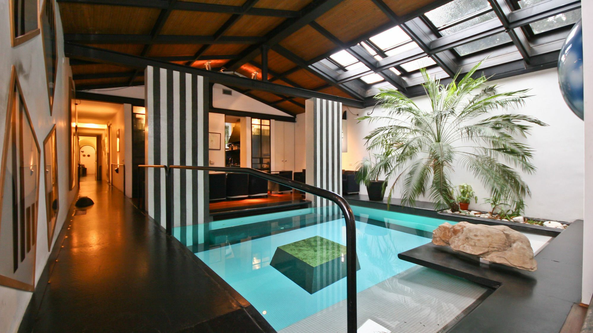 In Riari Garden Luxury *