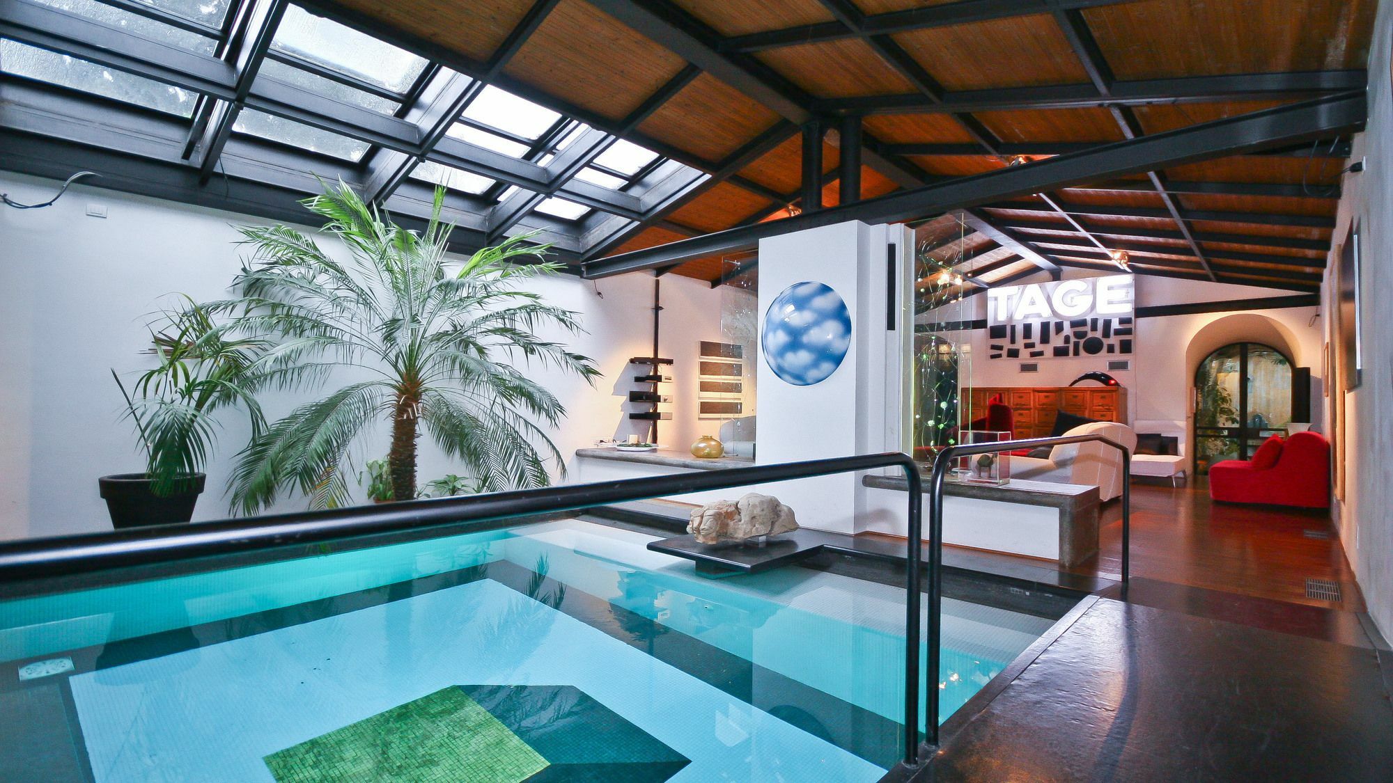 In Riari Garden Luxury Apartment